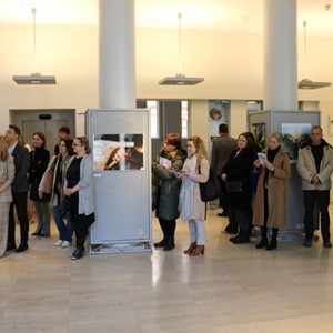 Otvorena izložba "Regards de la Croix - Pogledi križa" Zrinke Ivančić Cikojević